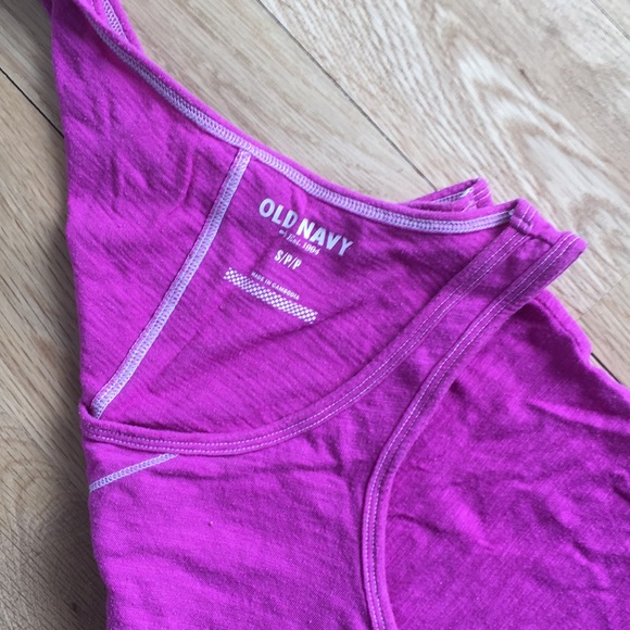 Workout tank - Picture 3 of 3